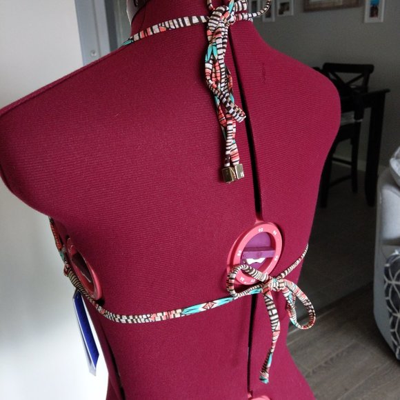 Radio Fiji size M bikini top, new - Picture 3 of 4